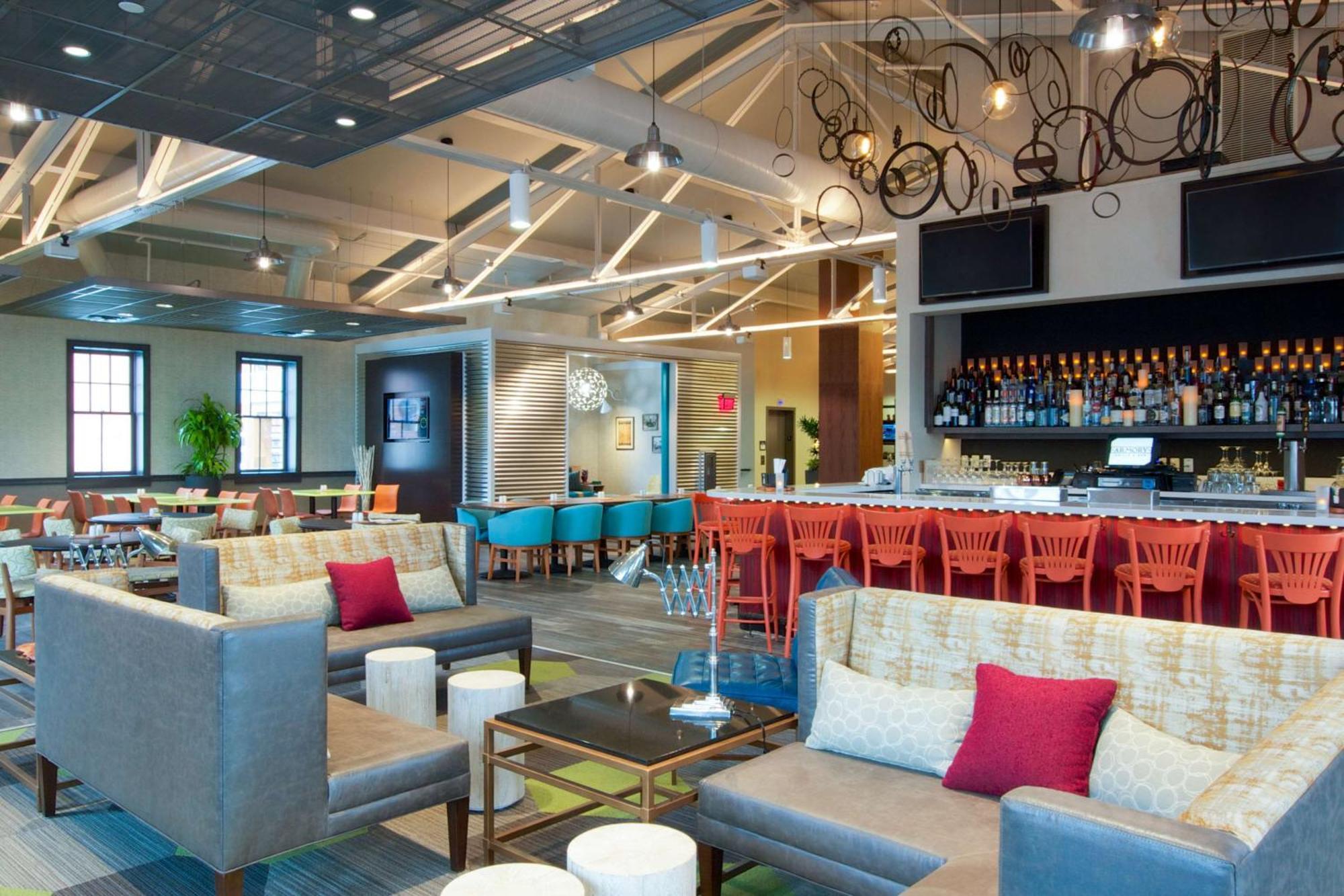 Hilton Garden Inn Burlington Downtown Esterno foto