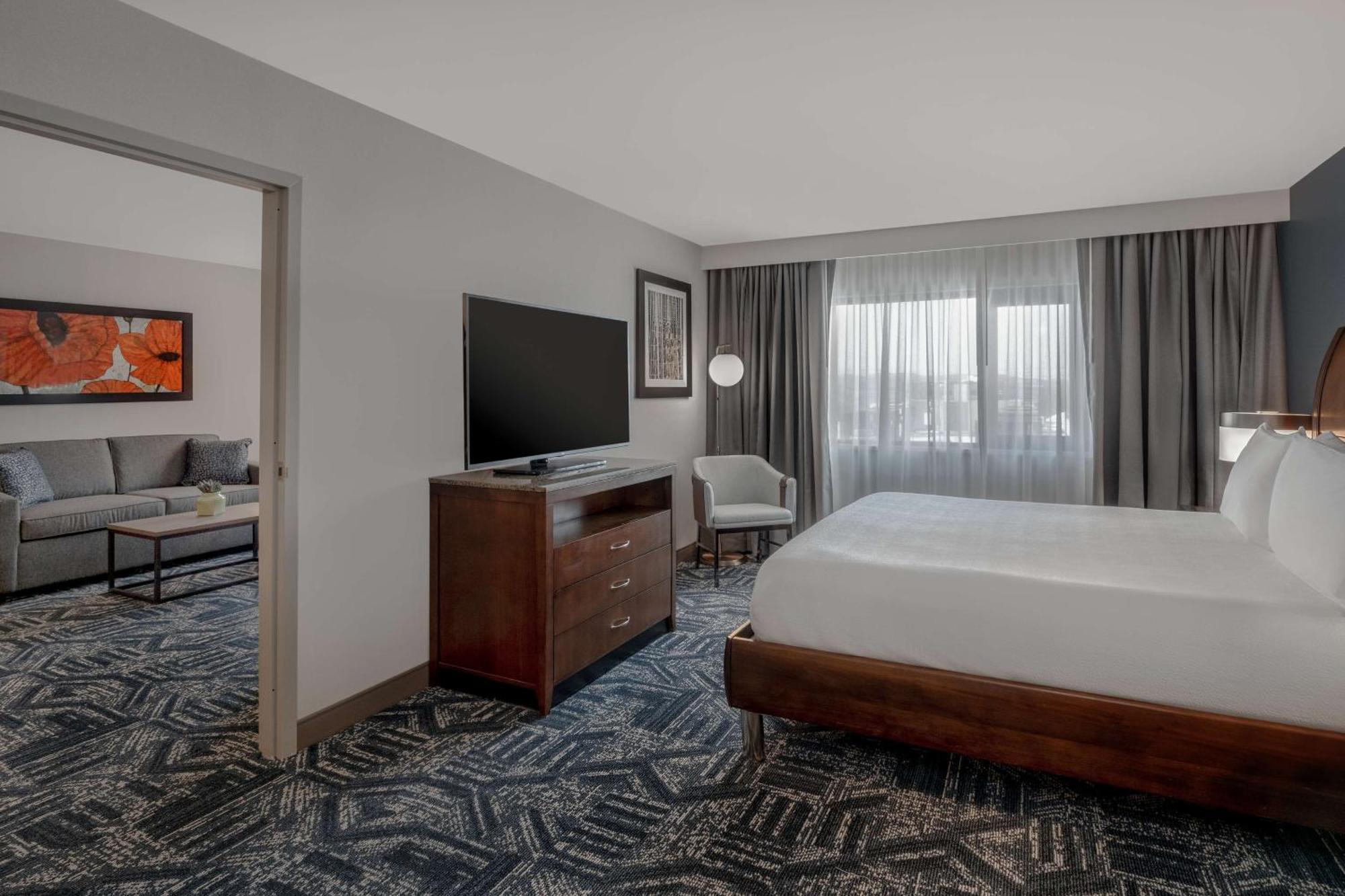 Hilton Garden Inn Burlington Downtown Esterno foto