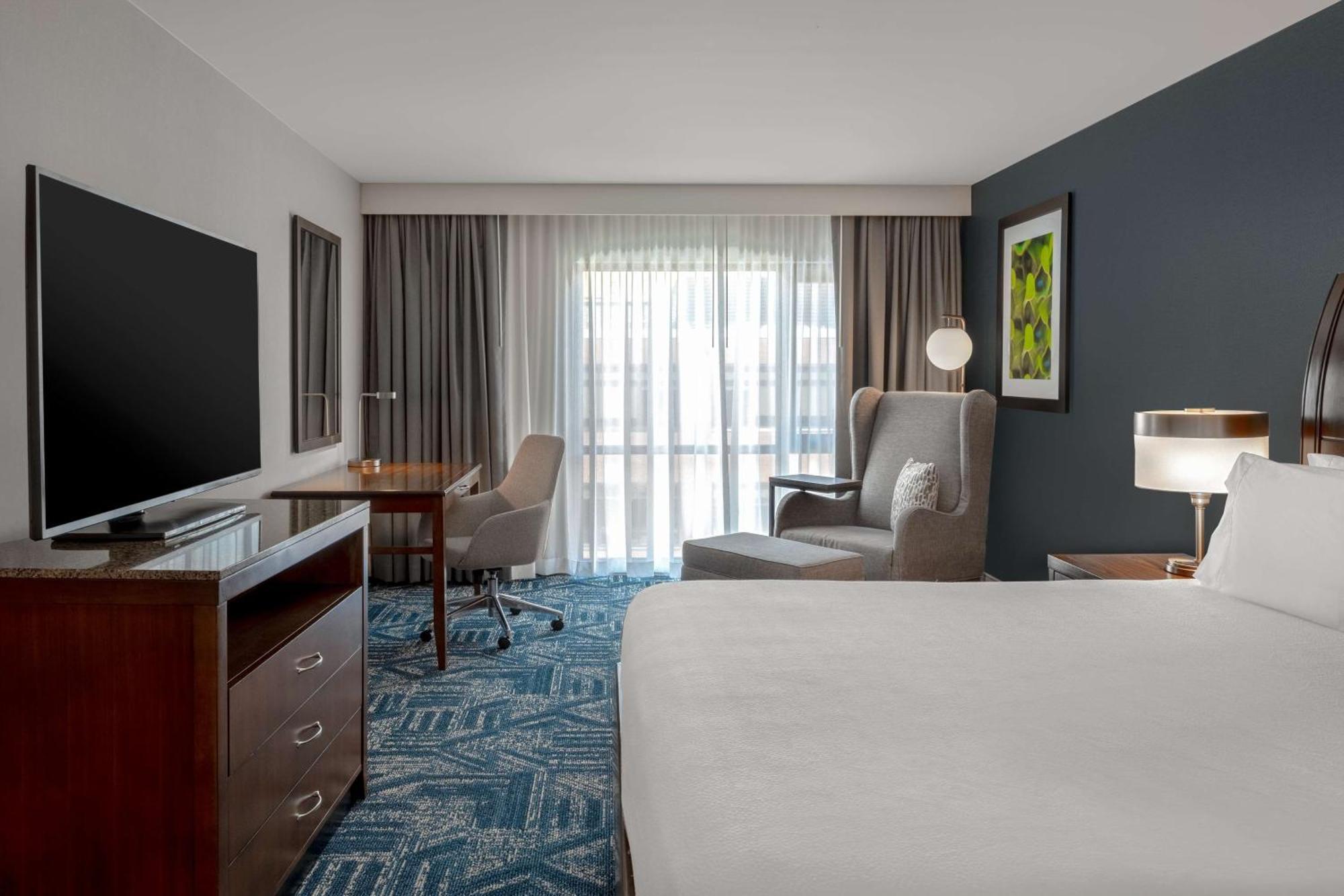 Hilton Garden Inn Burlington Downtown Esterno foto